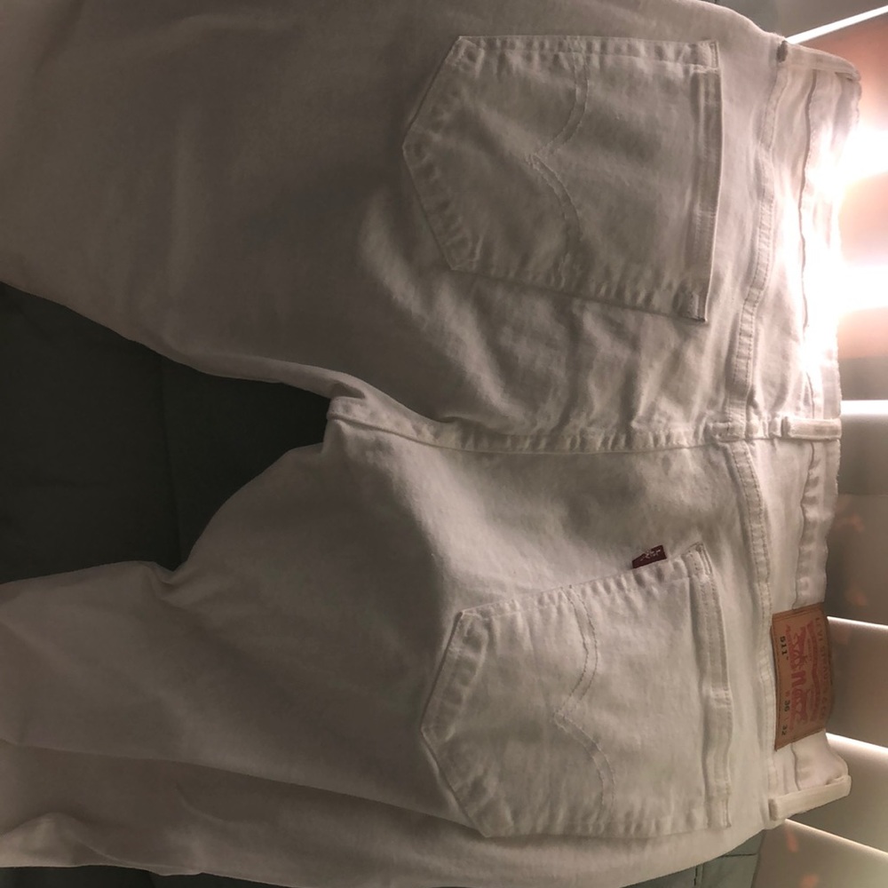 Levi white jeans